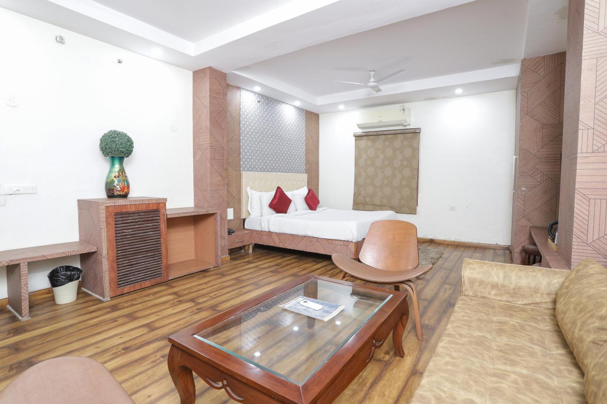 Hotel Razia Inn Hisār Exterior foto