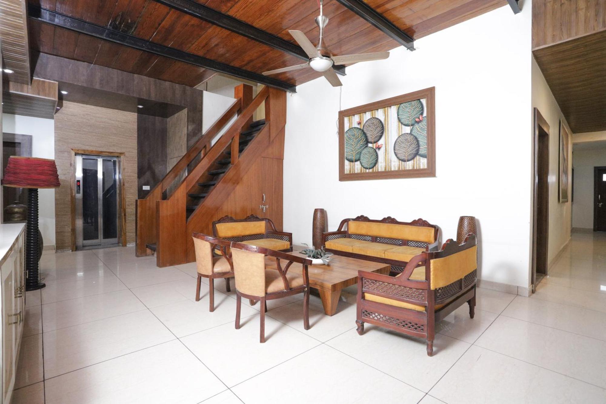 Hotel Razia Inn Hisār Exterior foto